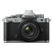 Nikon Z f Zilver + NIKKOR Z 40mm f/2.0