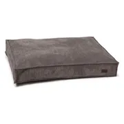 Designed by Lotte Ligkussen Ribbed Bruin 100 x 70 x 15 cm