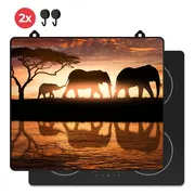 KitchyMist Inductie Beschermer 60x52 cm - Olifanten Familie in de Savanne bij Zonsondergang - Kookplaat Beschermer - Afdekplaat voor Kookplaat - Inductie Mat - Spatscherm Achterwand Keuken