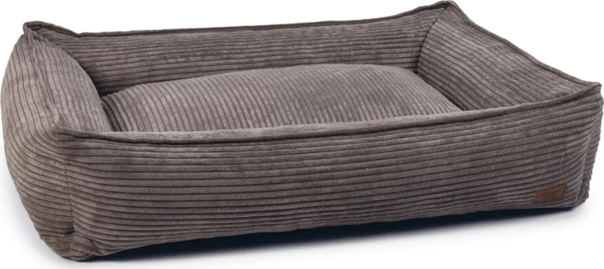 Designed by Lotte Ligmand Ribbed Bruin 95 x 80 x 23 cm