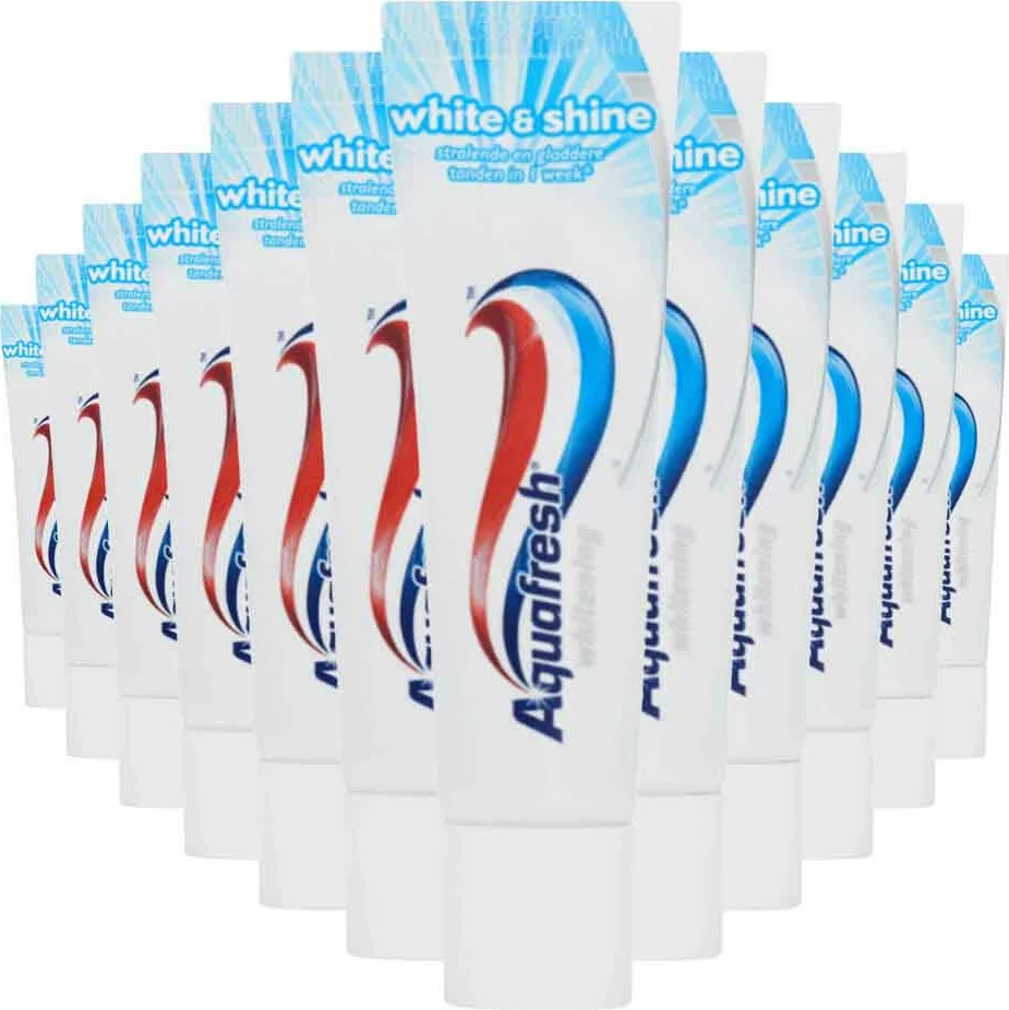 12x Aquafresh Tandpasta Whitening Mini 15 ml