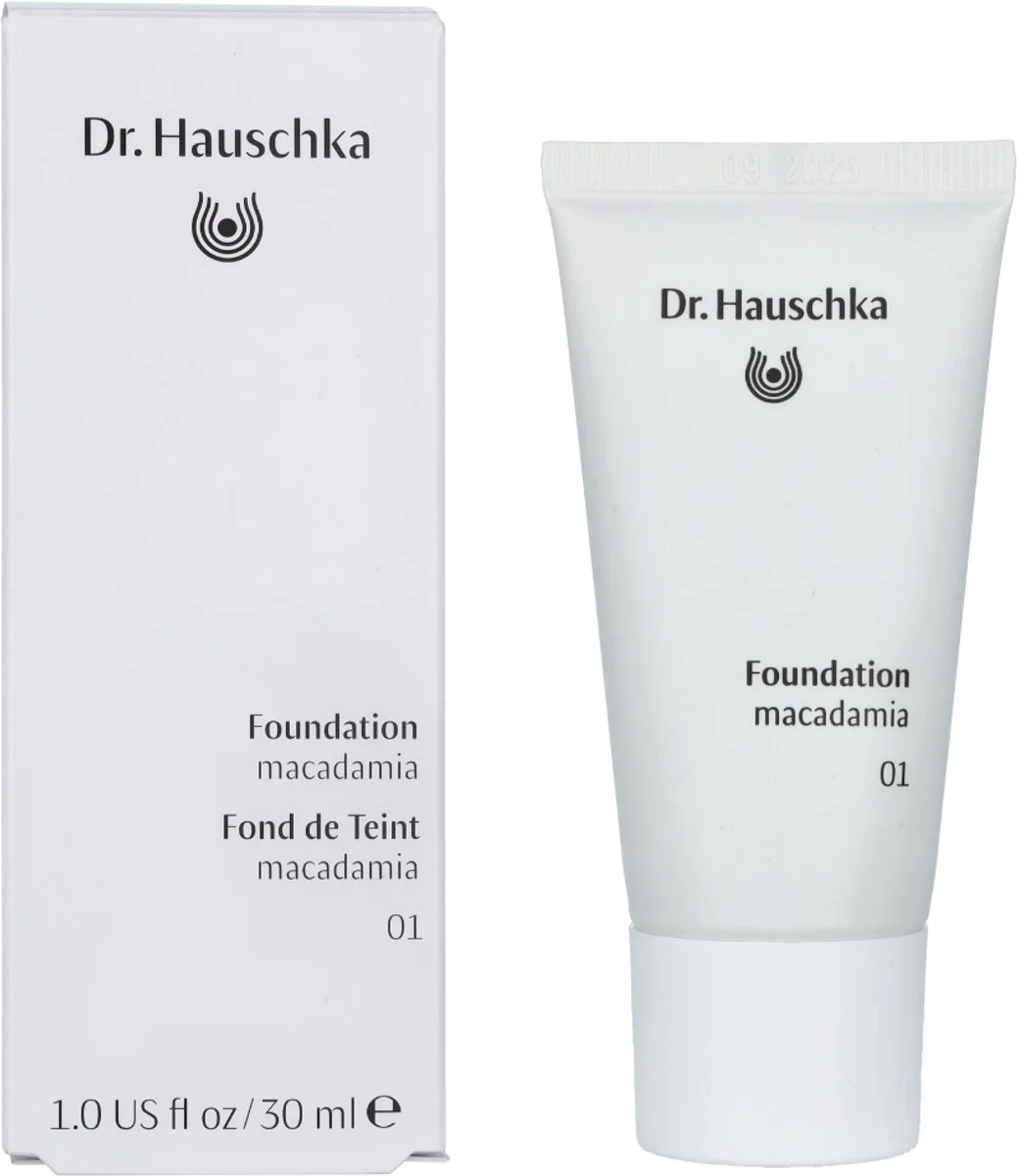 Dr. Hauschka Foundation Macadamia 01 30ML