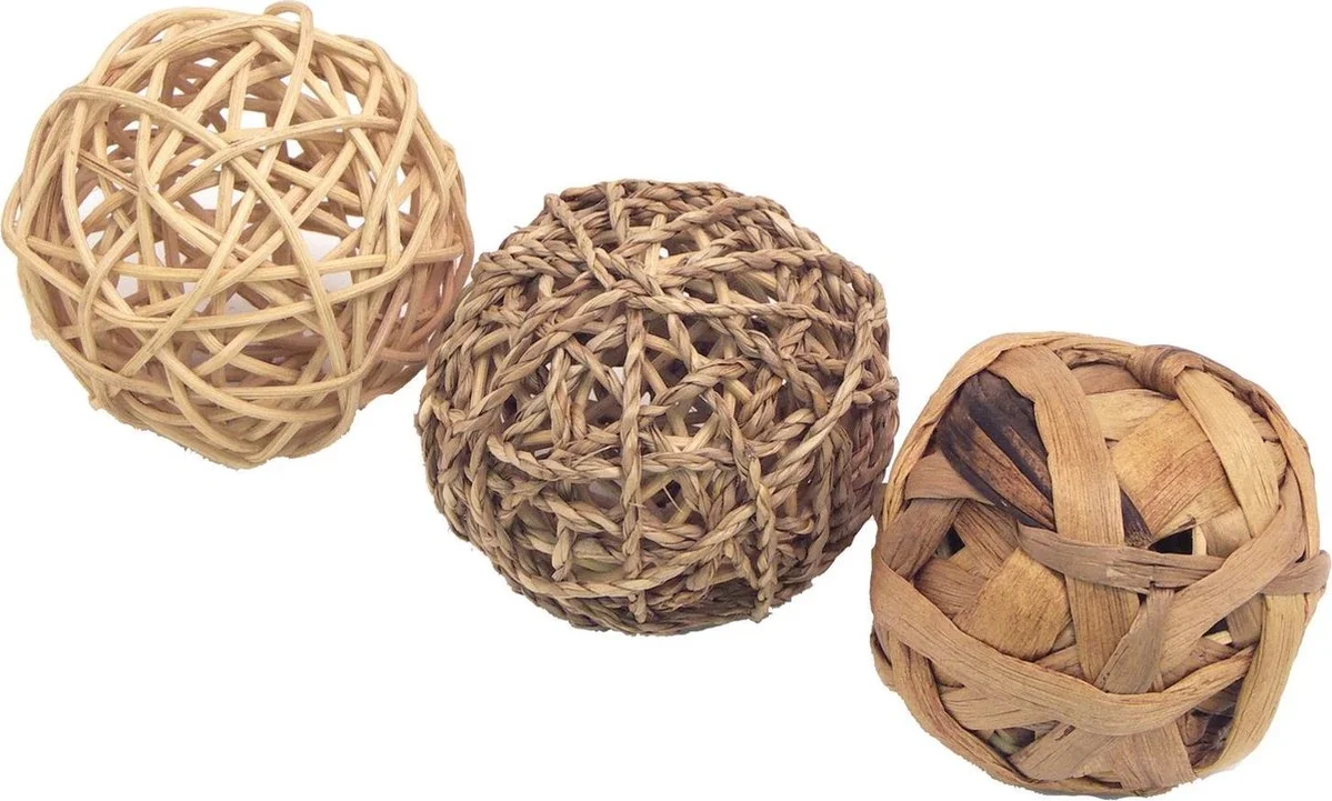 Rosewood Trio Of Fun Balls 8 cm