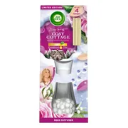 5x Air Wick Essentials Geurstokjes Cosy Cottage met Rozen & Kerstboom 25 ml
