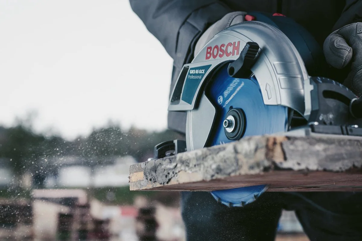 Bosch Professional Cirkelzaagblad EXPERT Construct Wood | Ø 165 x 2,0 x 20mm 24T - 2608644137