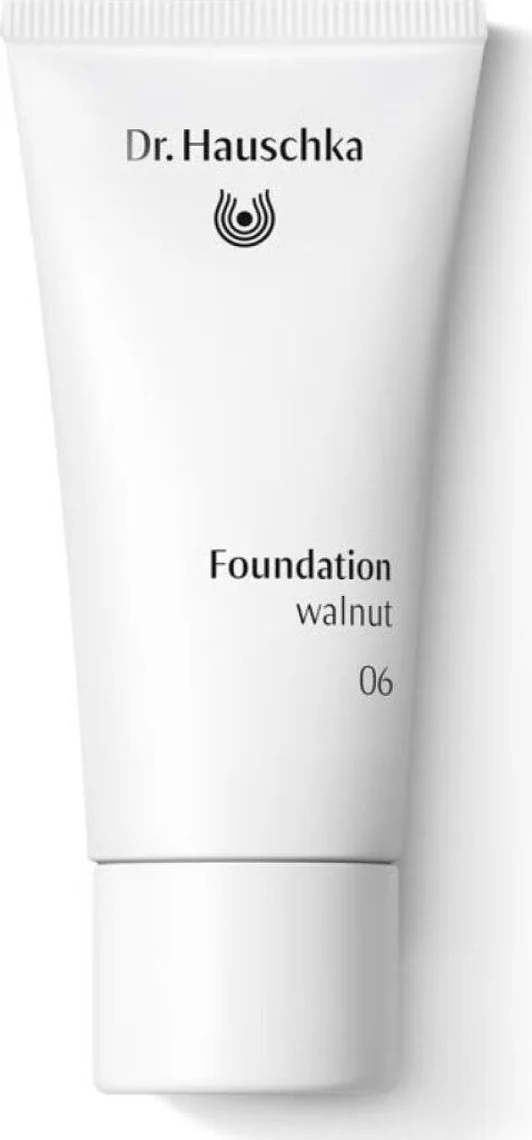 Dr. Hauschka Foundation Walnut 06 30ML